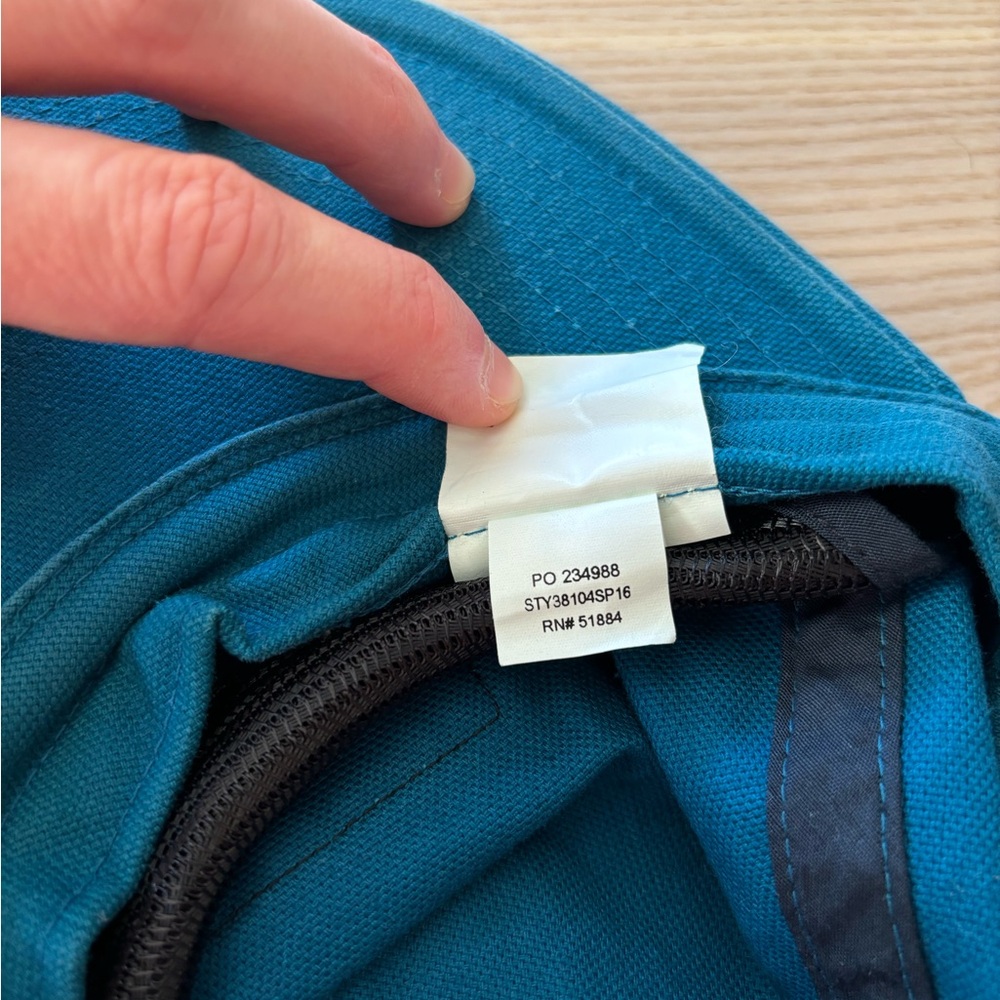 Patagonia canvas SnapBack hat - Picture 6 of 6